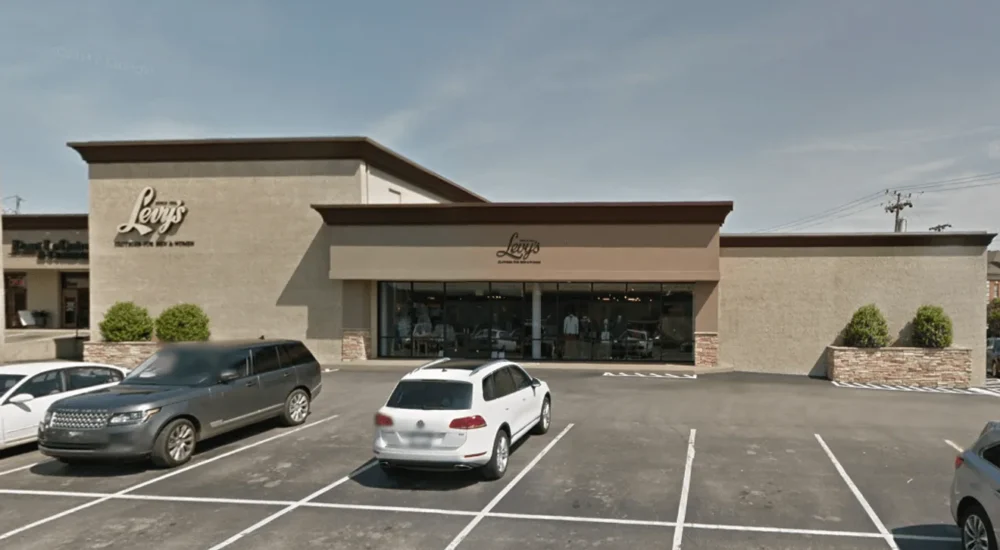 Levy's Clothier storefront in Nashville announcing its Green Hills store will close in late December